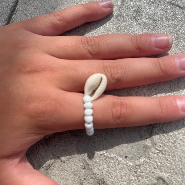 Seashell ring