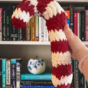 Crochet Candy Cane Pillow | Christmas Decor