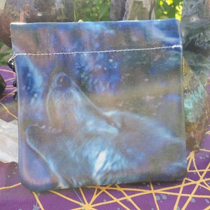 Squeeze Top Bag, Wolf B