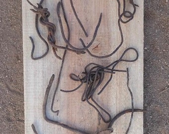 Roestige metalen stukken verroeste draad roestige metalen voorwerpen roestige stukjes metalen assemblage partij roestige voorwerpen