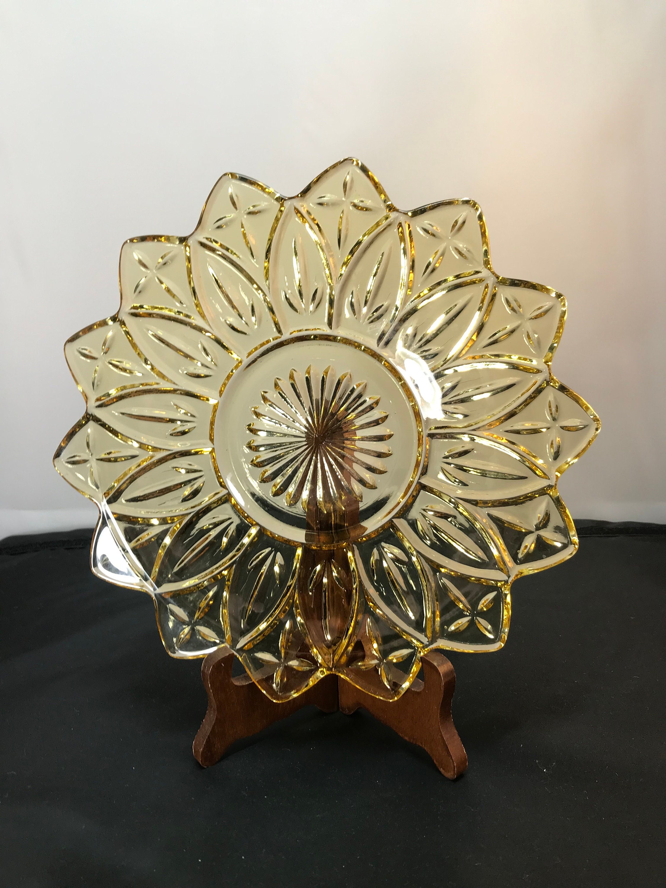 Vintage Amber Glass Plate 1960s Federal Glass Flower Design Decorative