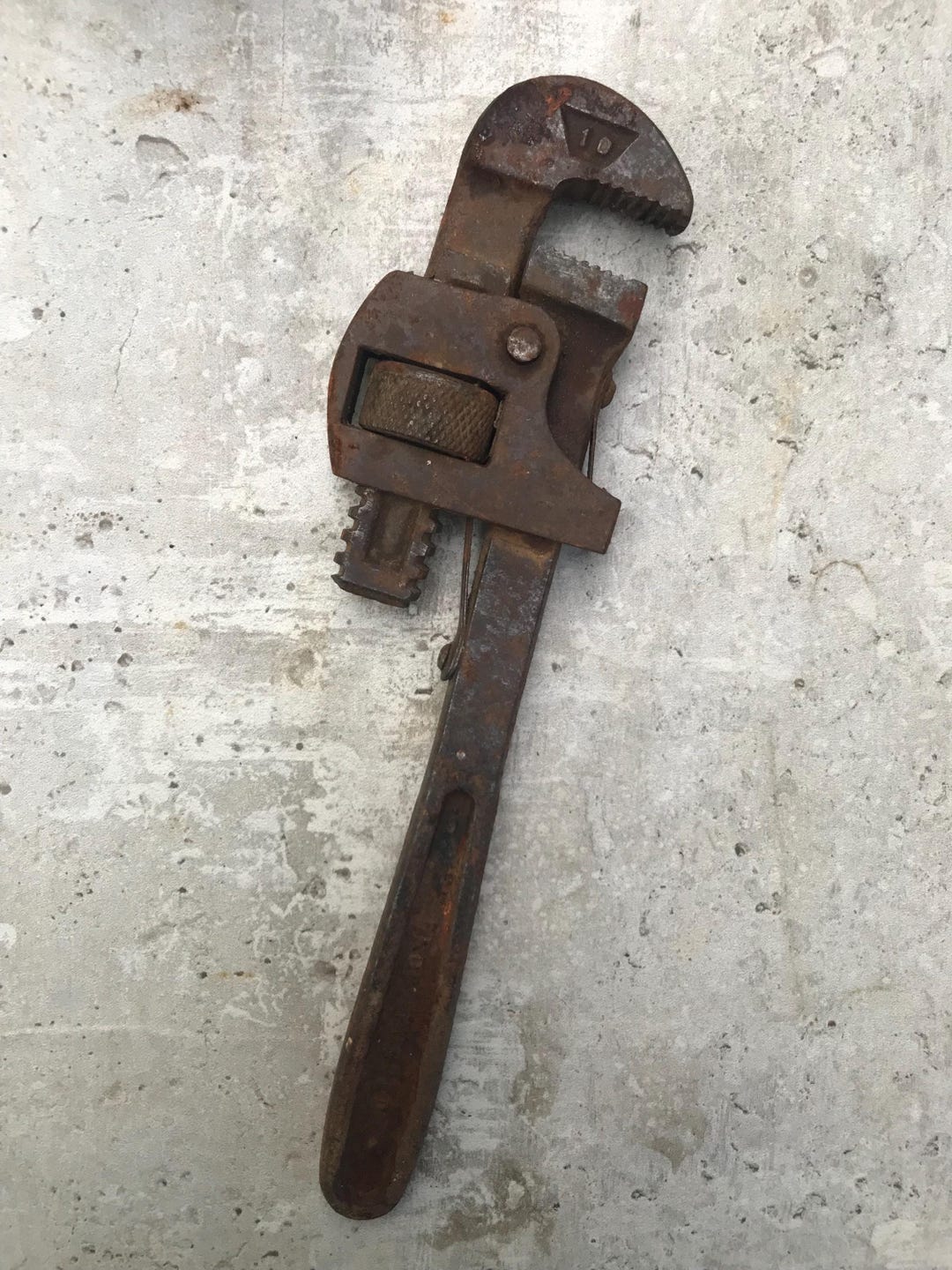 Antique Rusty Pipe Wrench Rusty Vintage Wrench Rusty Hand Tools Blue ...