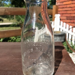 エンボス加工 牛乳瓶 Antique milk bottles - Etsy 日本