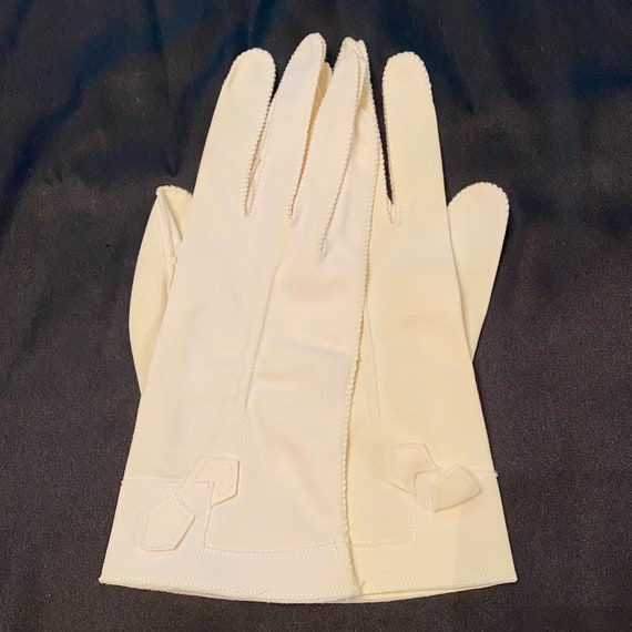 Vintage Shalimar Women’s Nylon Gloves