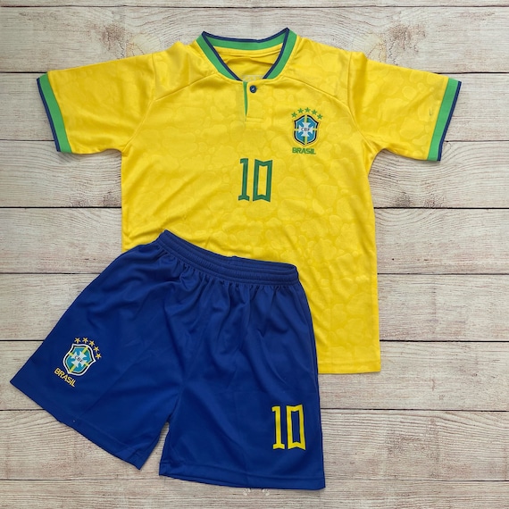 Brazil Neymar Home Jersey - Children and Adults - Boys - Men - Football  Jersey - Football Gifts - Sports T-Shirt - Sportswear, yellow : :  Fashion