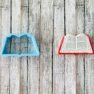 Open Book Cookie cutter, book cutter, back to school cutter, teacher cutter, reading cutter, school cutter, library cutter