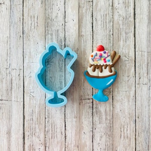 Ice Cream Sundae Cookie Cutter, ice cream cutter, desert cutter, party cutter