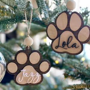 Cat Dog Ornament, Name Tag, Customized Stocking Tags, Christmas Stocking Name Tags, Name Ornament, Wooden Tags, Paw buddy, Pet Ornament Tag