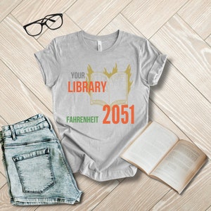 Protest und lesen, verbotene Bücher Shirt, Bibliothekar Shirt, Unisex Soft Premium T Shirt, Lese Shirt, Bibliotheken schützen