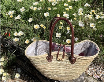 Lined long handle Basket ideal for shopping on the beach or for every day use.