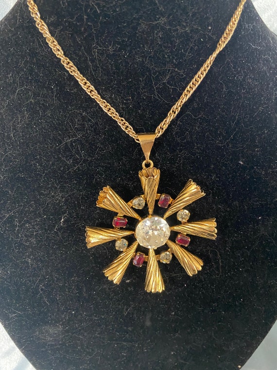 Louis Vuitton Color Blossom Bb Star Pendant, Pink Gold, Cornelian and Diamond. Size NSA