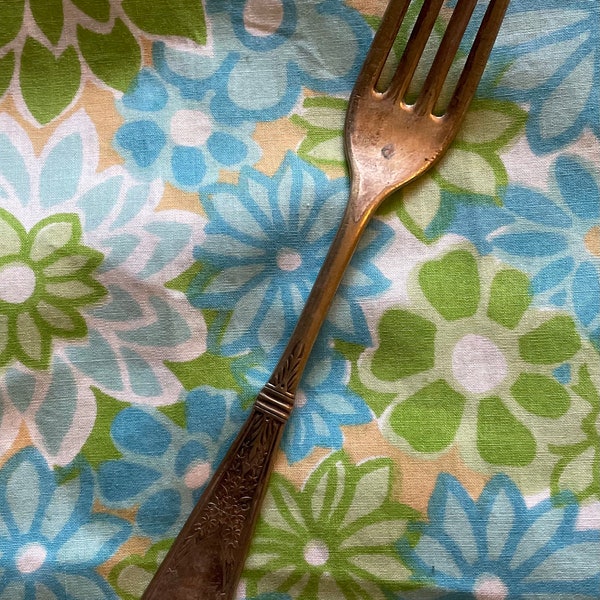 Ornate silver plate 1847 Rogers Bros fork