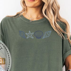 Sea Shell Embroidered Tee, Ocean Inspired Minimal Stitch Shirt, Comfort Colors T-Shirt, Coastal Summer Look, Beach Embroidery Gift Idea