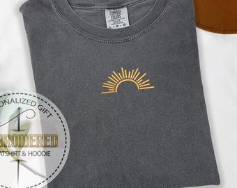 Custom Embroidered Sunshine Tee, Personalized Thread Color, Boho Summer Shirt, Comfort Colors,  Retro Sun Design, Gift For Her, Beach Outfit