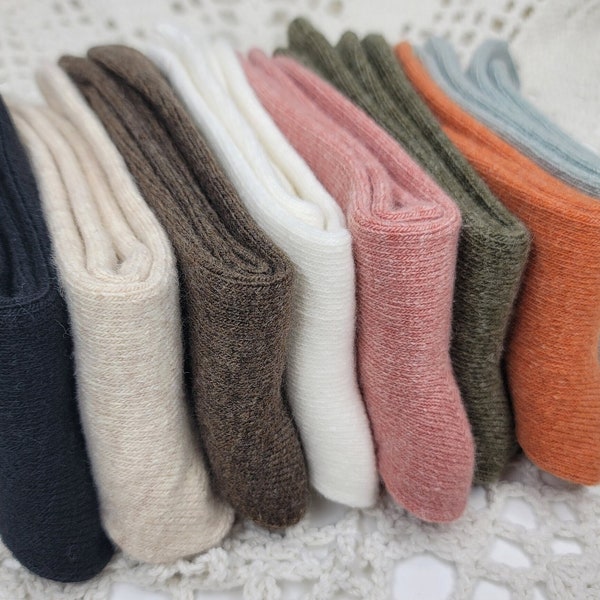 LIGHTWEIGHT #1 CASHMERE Wool Luxury Warm Crew Socks *Luxe fabrics Comfie Sock *Women Premium Soft Winter Socks