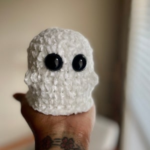 Lil Boo Glow In The Dark White Ghost Glowing Crochet Ghost Plush Amigurumi Trick or Treat Plushie Stuffed Spooky Halloween LoveNichelleHD