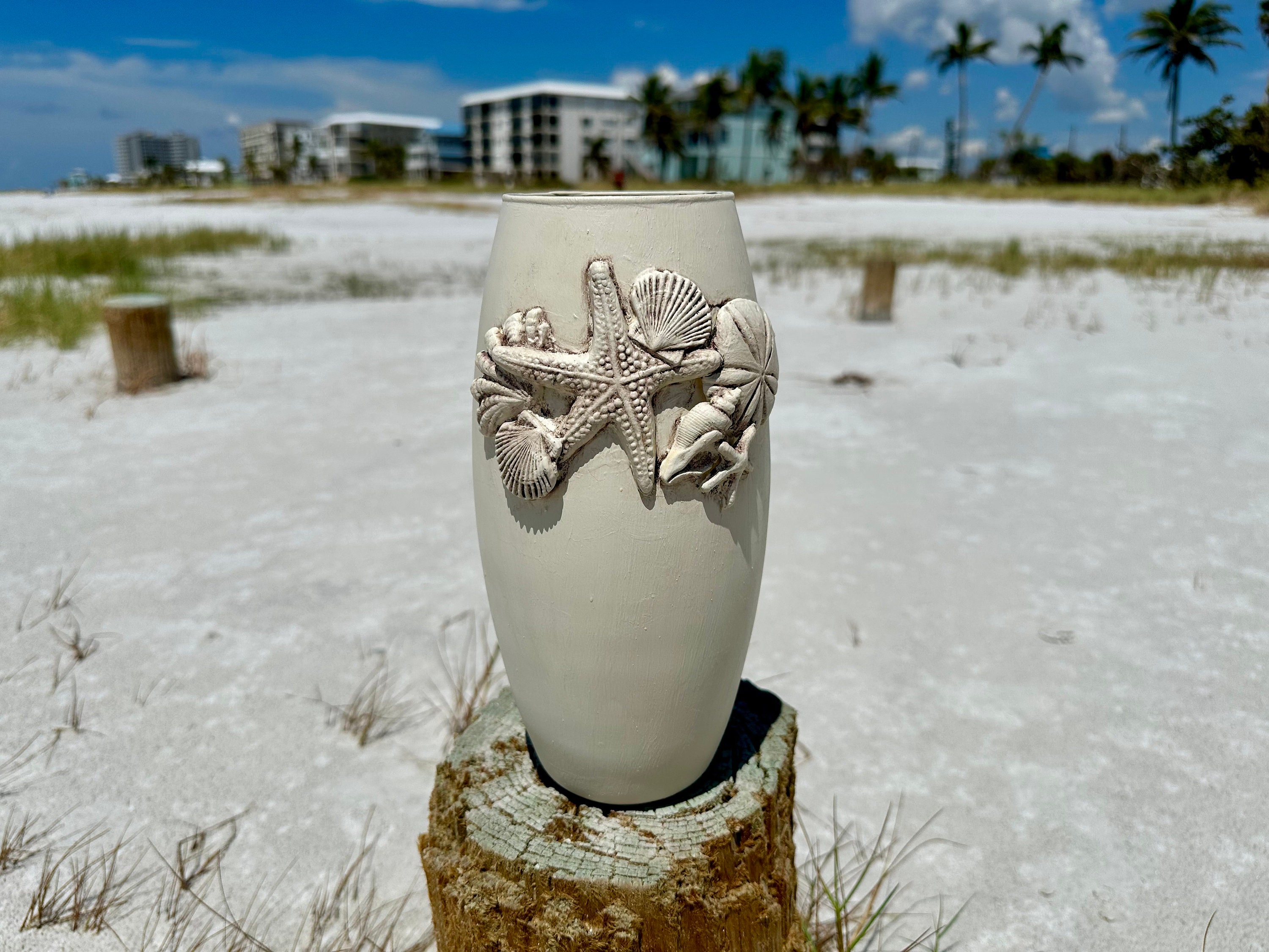 Beachy, Neutral Coastal Vase With Shells - Etsy