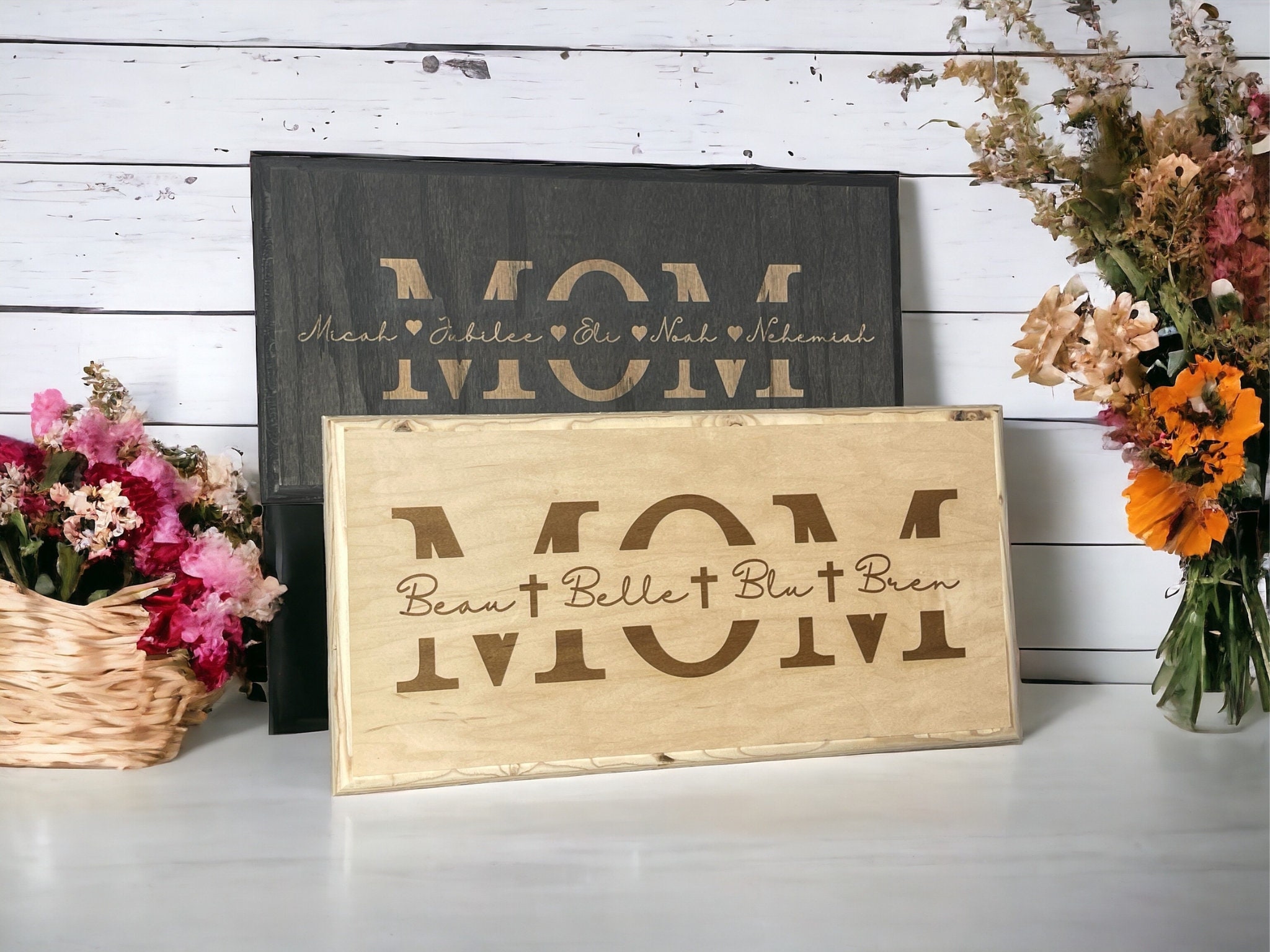 Personalized Wood Mom Sign With Kids Names – Mother's Day Gift - Etsy