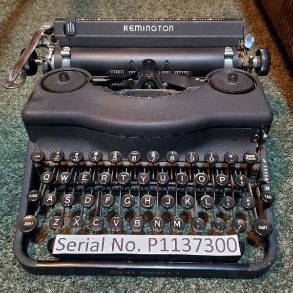 Vintage 1930's & 1940's Remington Noiseless Typewriters