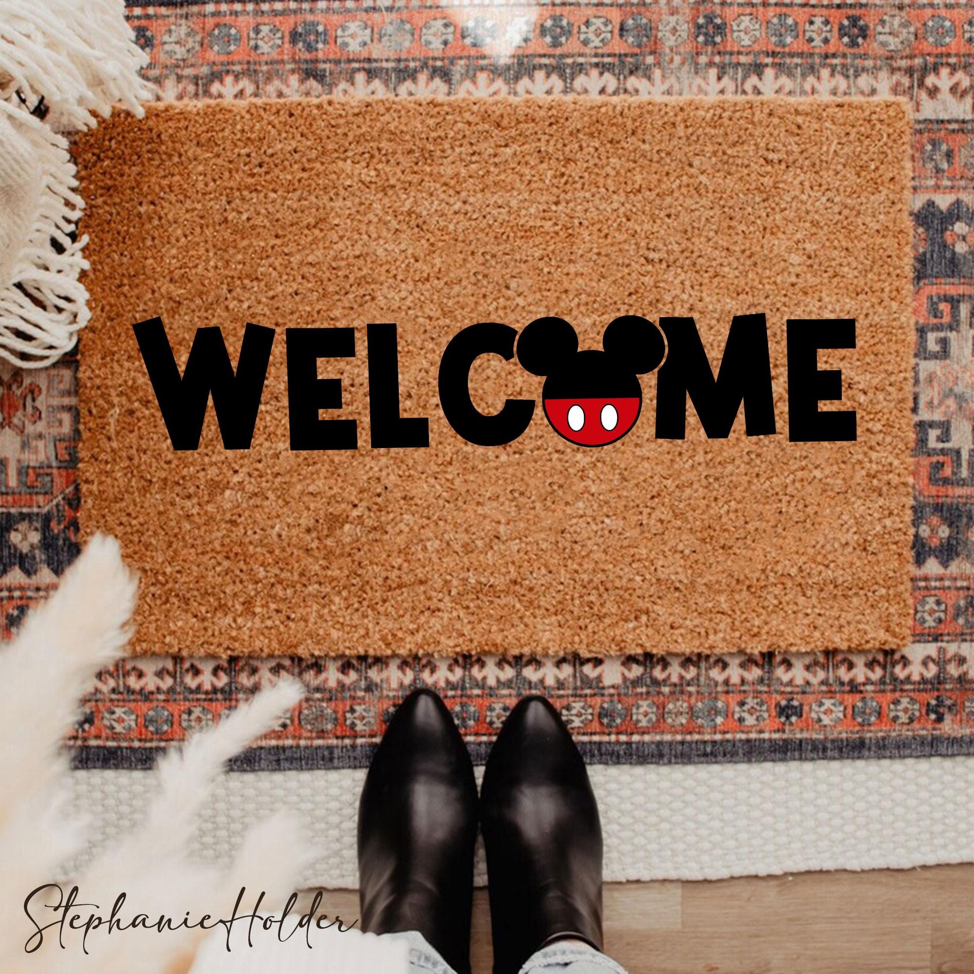 Discover Personalized Cartoon Mouse Doormat with Friends, Rubber Base Holiday Home Decor
