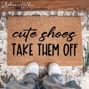 Cute Shoes Take Them Off Doormat, Funny No Shoes Welcome Mat, Entryway Rug For Front Door, Outdoor Porch Decor, Housewarming Gift Doormat