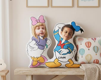 Almohada de Disney con foto y nombre personalizados para todos los personajes, funda de almohada de peluche de Mickey y sus amigos, regalo de cumpleaños de Star Wars, decoración de sofá para el hogar.