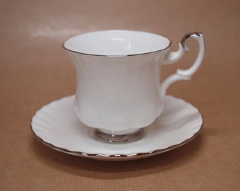 Royal Albert | Several cups and saucers of bone china porcelain in white with a chic silver edge from the 'Chantilly' series | Vintage