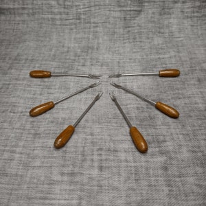 Made in Holland | Cocktail Tapas Olive Forks | 6 pieces wood with metal version (length 9.5 cm | diameter 1 cm | width 1 cm) | Vintage