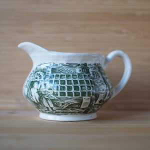 Royal Tudor Ware | Set of milk jug (length 10, width 8, height 6.5 cm) and bowl (diameter 9 | height 6 cm) &#39;Coaching Taverns 1828&#39; green color