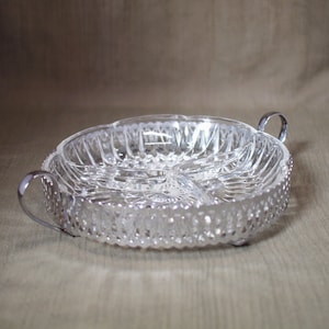 Hors d&#39;oeuvre | Hand-cut Glass 3-compartment Bowl Serving Bowl Chrome-plated stand with handles (diameter 19 cm | height 5.5 cm) | Vintage