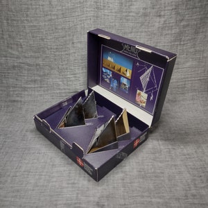 MENÚ Casa de Acero Danesa | Caja con 4 portamenús diseño Jørgen Meldgaard | 4 piezas de acero inoxidable (dimensiones de la caja 19 x 14,5 x 6 cm) | Antiguo