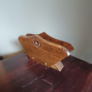 Hecho en Holanda | Portacartas Portapostes Hecho a mano Roble marrón oscuro con detalles en cobre (dimensiones 21 cm x 10 cm x 4 cm) | Antiguo