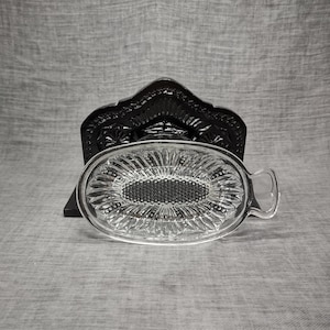 Made in Holland | Multiple kitchen graters Apple graters in fish shape (dimensions 19.0 cm x 9.5 cm x 3.0 cm) Transparent processed glass | Vintage