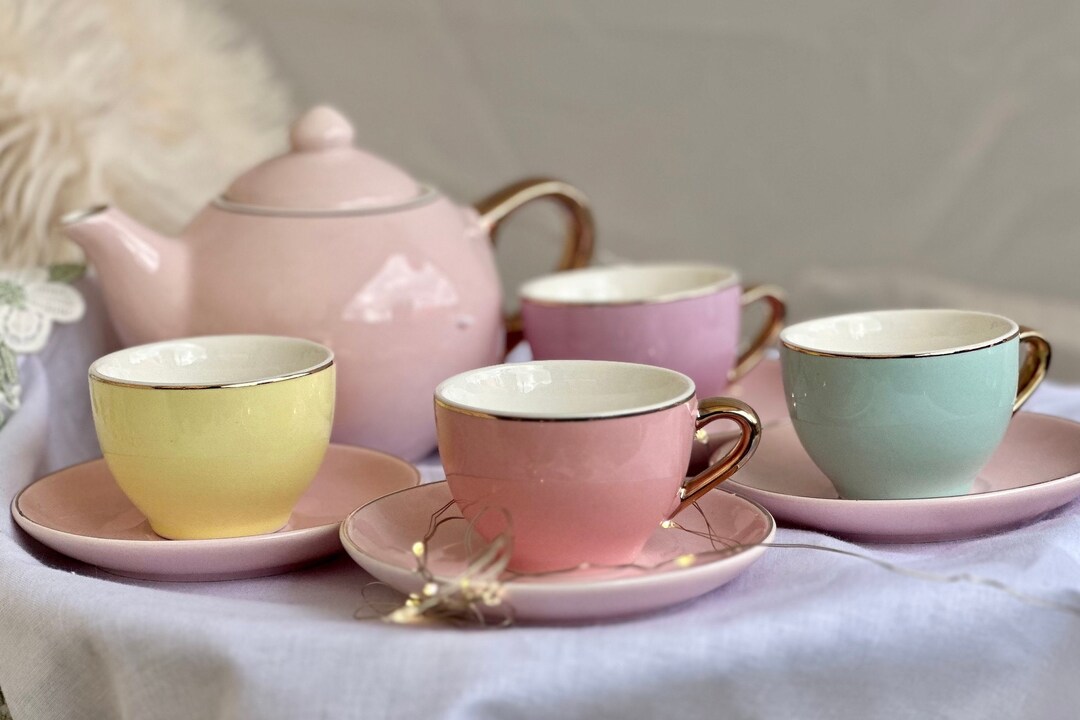 Lovely Personalized Hand Glaze Porcelain Tea Party Set for Children. W