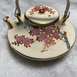 Vintage Japanese Koshida 2 1/4&quot; Tall Mini Teapot