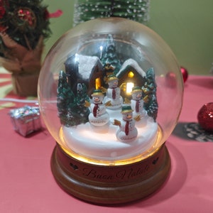 Family Christmas Snowman Crystal Ball With LED Light, Custom Name Text Xmas Tree Decor Ball With Base, 3D Crystal Ball, Winter Wonderland