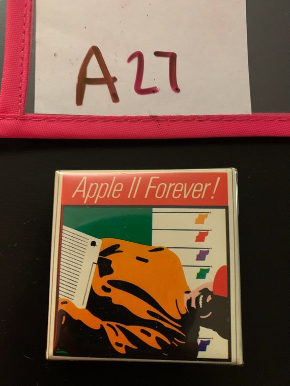Apple II Forever! -Button Apple Computer