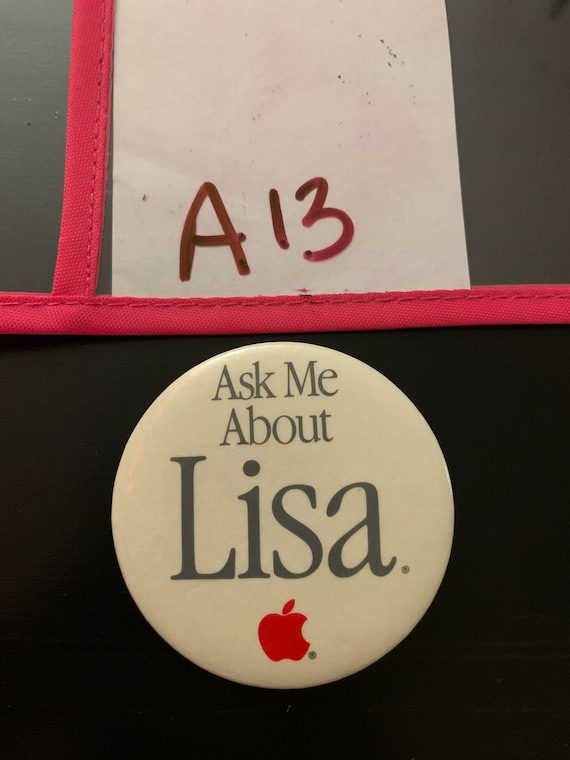 Ask Me About Lisa -Button Apple Computer