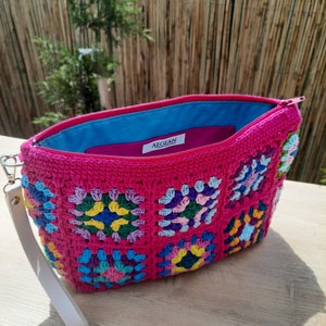 Granny Square Crochet Clutch, gift for her,Make up bags,All Day Toiletry Pouch,Cosmetic Bag in Boho Style,zipper pouch