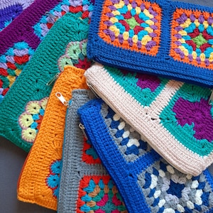Handmade crochet wallet, Crochet pouches-coin purses, crochet granny square clutch,boho zippered wallet, uniquet crochet gifts