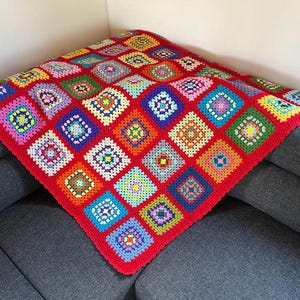 crochet blanket / granny square Blanket / Retro Blanket / afghan blanket / handmade blanket / Lap Blanket / Cosy Blanket / crocheted blanket