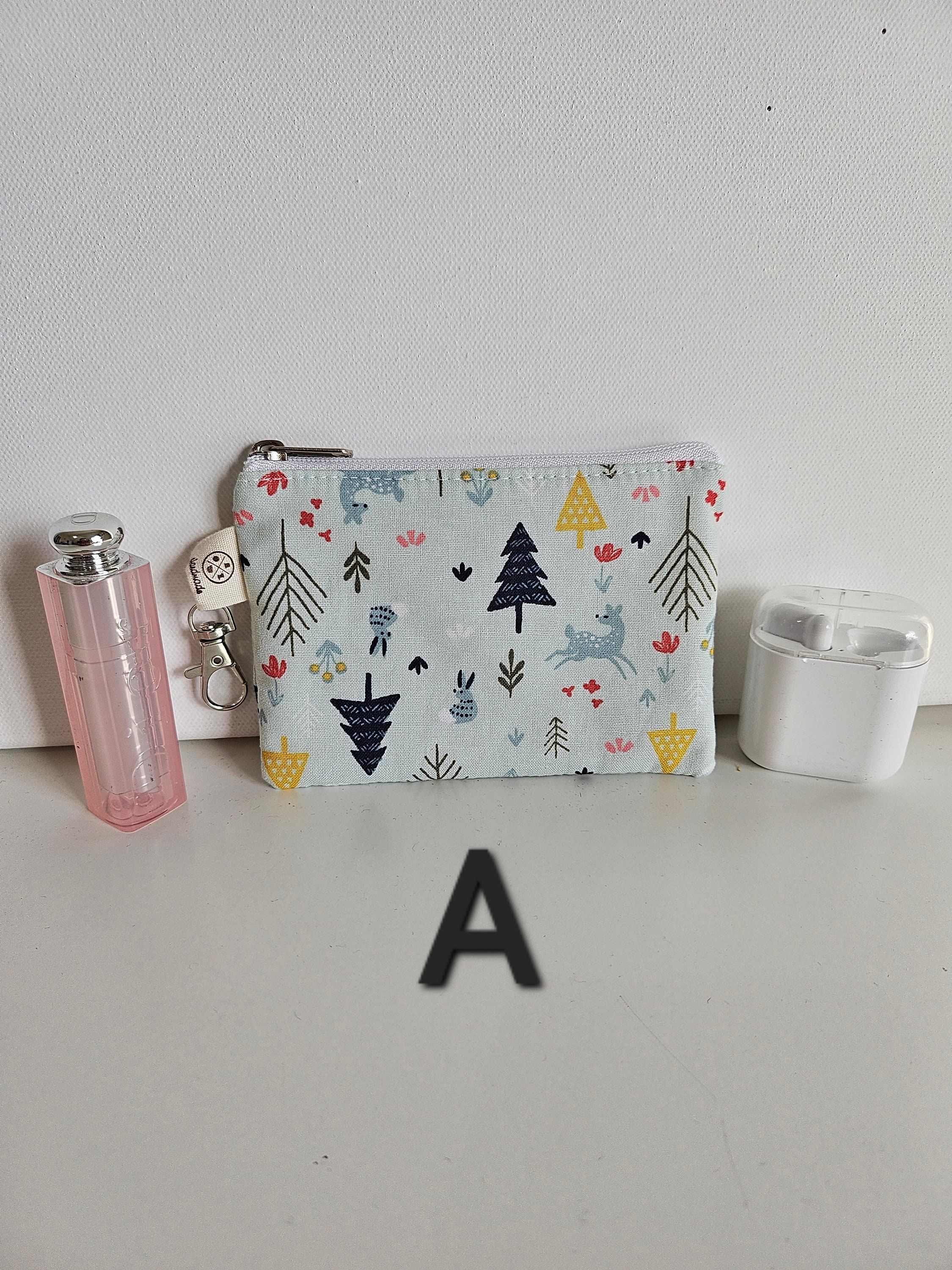 Small Coin Purse. Earbud Case. Card Holder. Coin Pouch. 5x3.5. Purse Organizer. Small Zipper