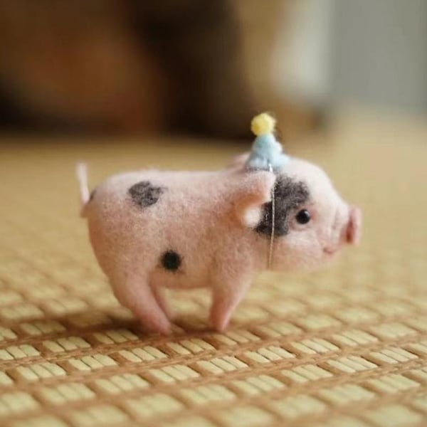 Needle Felted Pig Ornament, Mini Animal Sculpture, Custom Pet Portrait Christmas Xmas Thanksgiving Gift