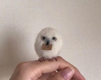 Miniature Felt Snowy Owl with Envelope, Collectible Gift, 2-Inch, Father's Day gift