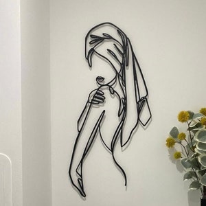 Minimalist Woman Metal Wall Art, Modern Line Decor, Bathroom Decor