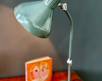 JUMO GS1 midcentury Atelier table lamp, France  1960s