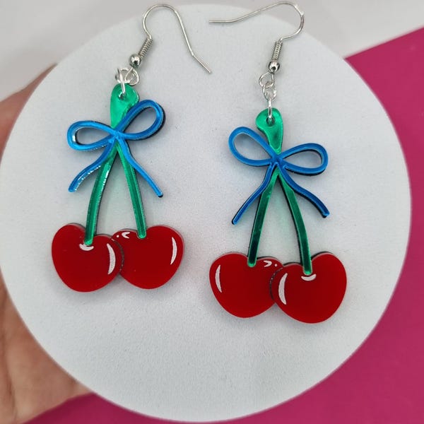 Pendientes colgantes de acrílico con cerezas: joyas divertidas para el verano