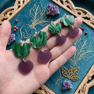 Boucles d'oreilles betterave en acrylique : bijoux légumes faits main, cadeau pour jardinier
