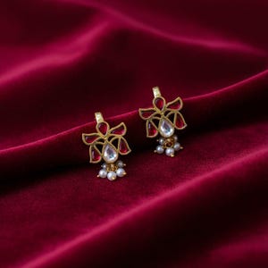 Jadau Kundan Teardrop Ear Cuffs: Indian Bridal Jewelry Bugadi Earrings - Elegant Style