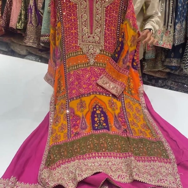 Bellissimo abito da donna con pantaloni firmati, abiti da cerimonia per ricevimenti per matrimoni indiani Mehendi Sangeet, abiti pakistani, abiti cuciti